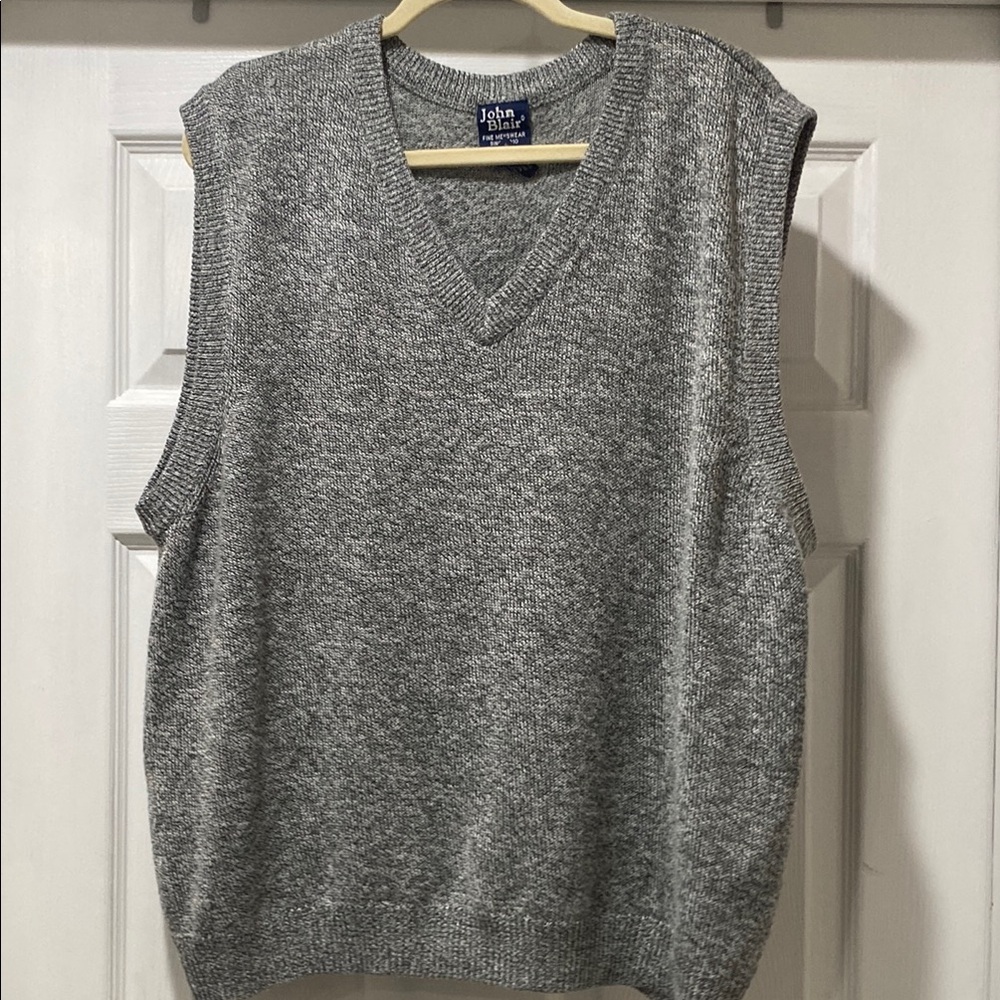 Heathered Gray V-Neck Sweater Vest